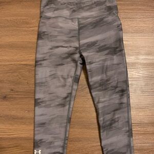 Under Armour Cropped Leggings